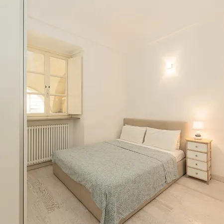 B-homy - Palazzo Reale