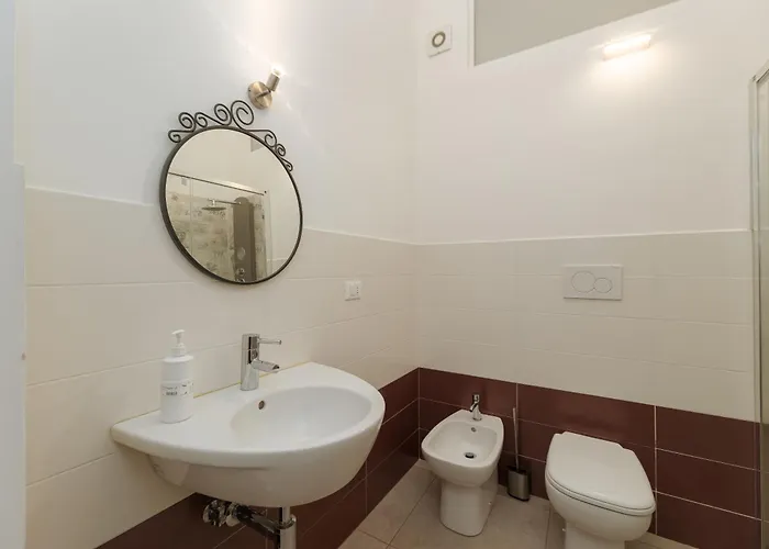 아파트 B-Homy - Palazzo Reale Apartments *