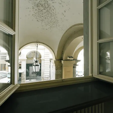 B-homy - Palazzo Reale شقة